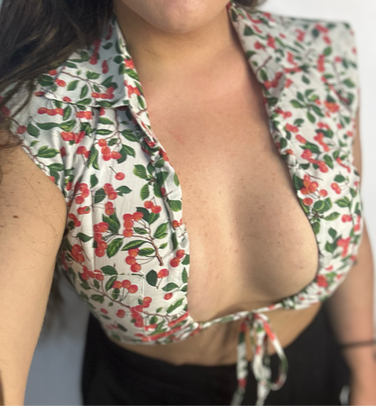 Shirt crop cherry