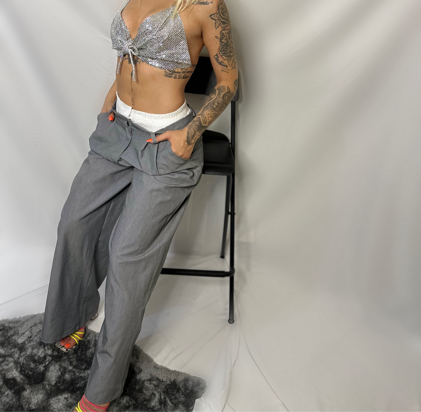 Pantalone B.