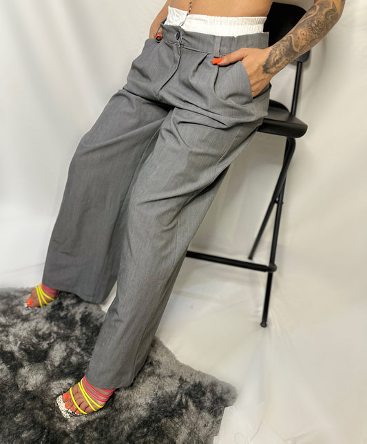 Pantalone B.