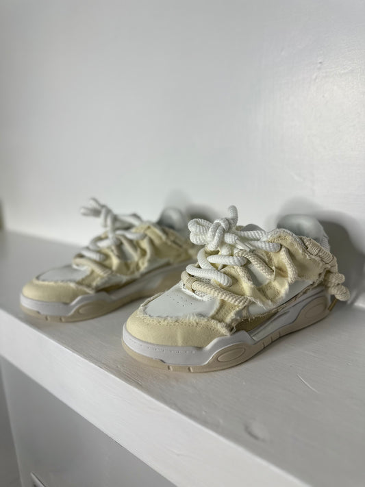 Sneakers big lace