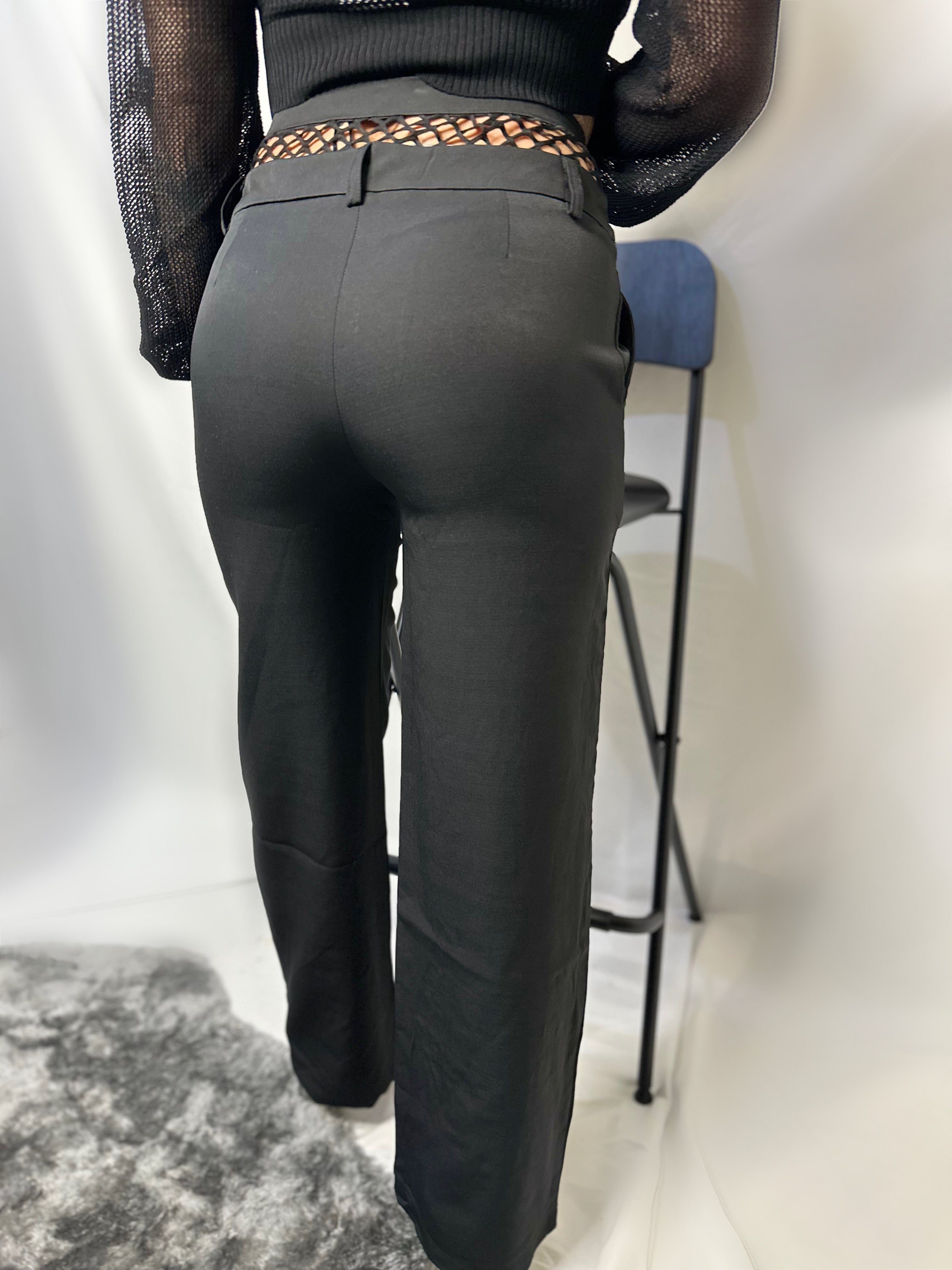Pantalone particolarità rete