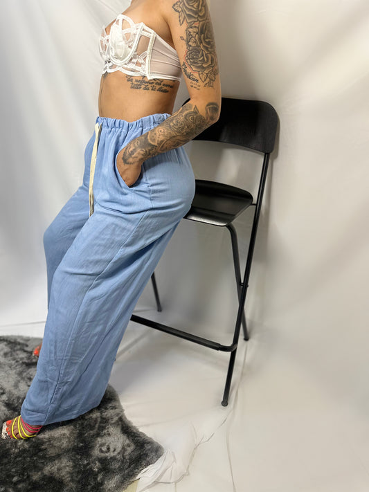 Pantalone di lino